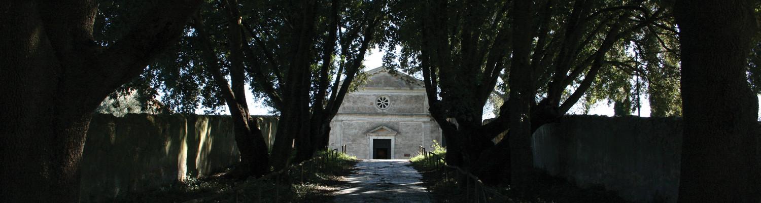 Salita verso la chiesetta annessa all'ex Convento Sant'Andrea